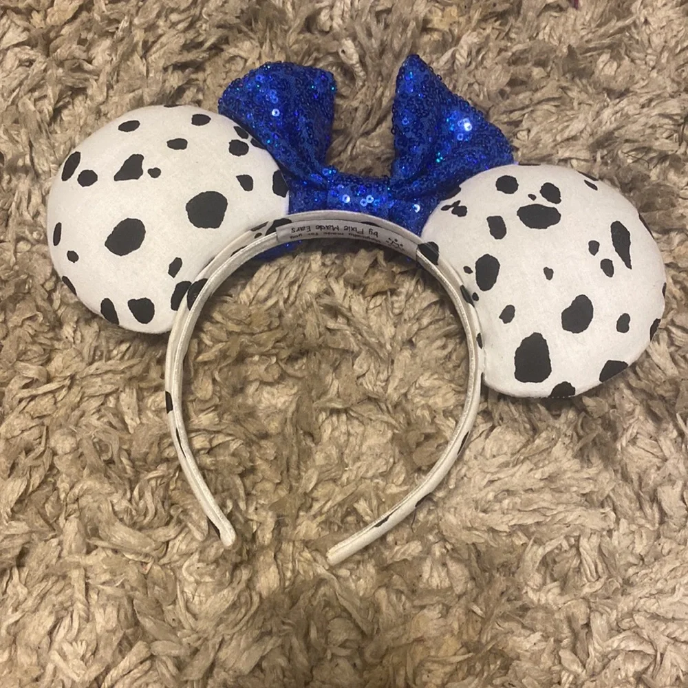 Minnie Mouse Ears - Picture 3 of 5